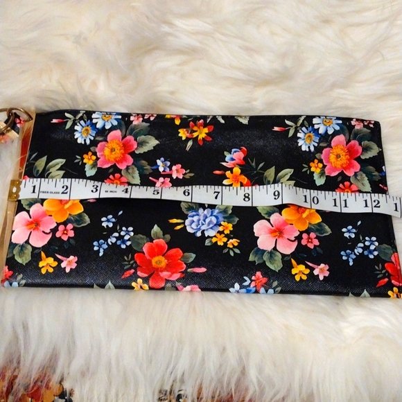 Unbranded Floral Wristlet Hand Bag - Picture 6 of 9